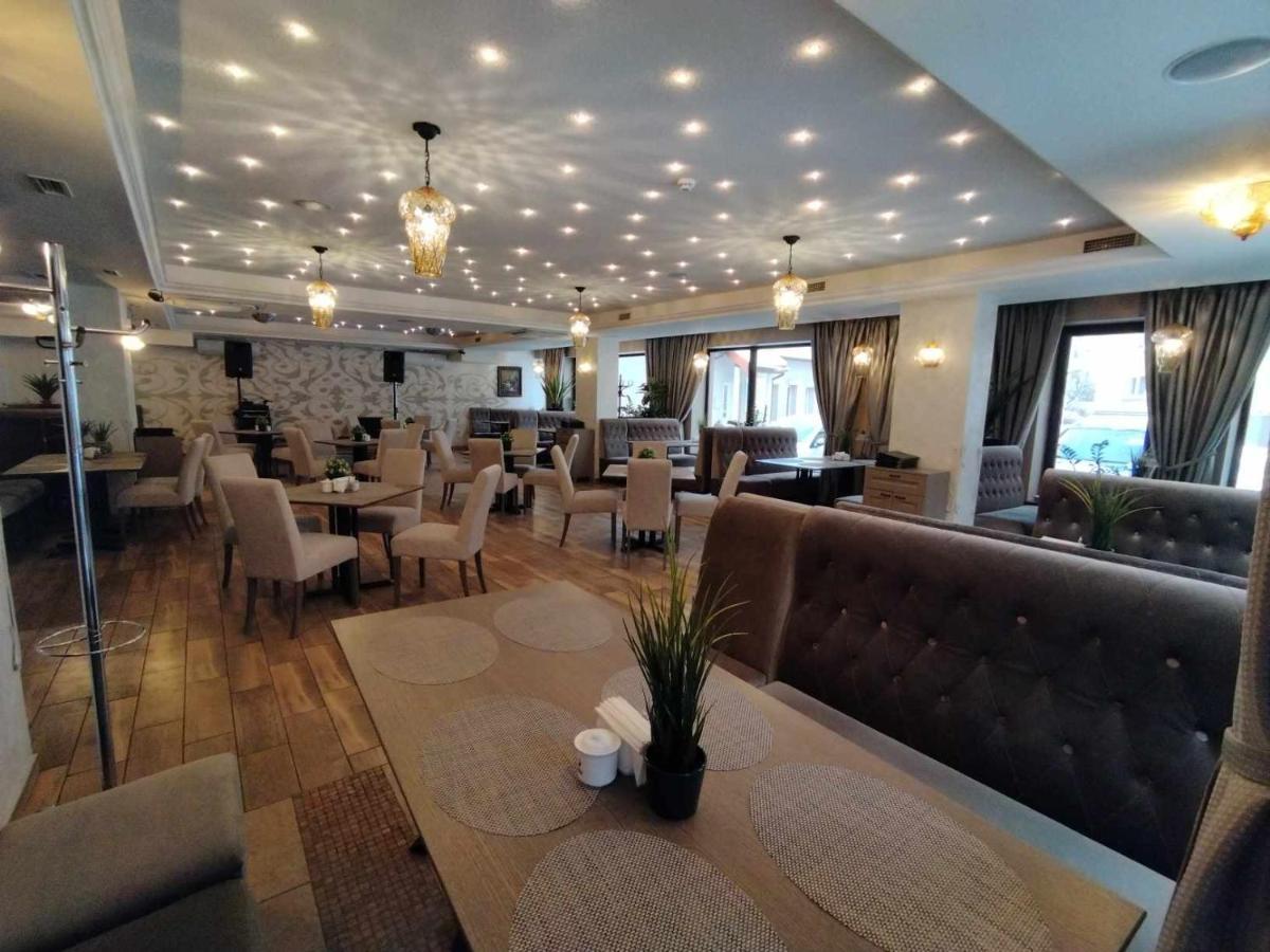 Hotel Gilija à Šilutė Extérieur photo