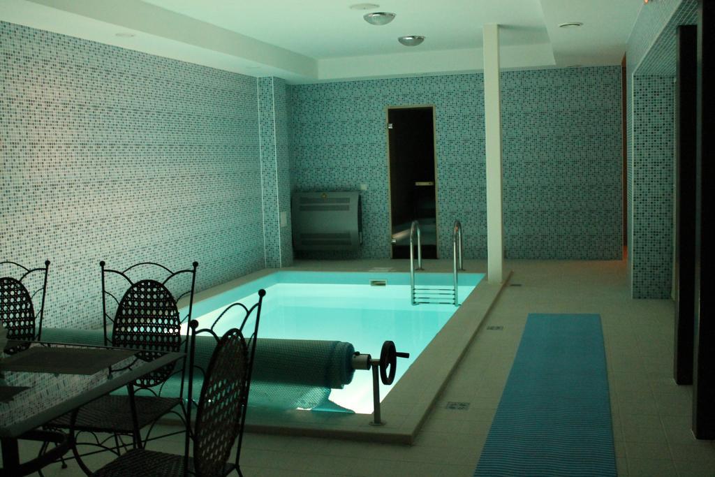 Hotel Gilija à Šilutė Extérieur photo