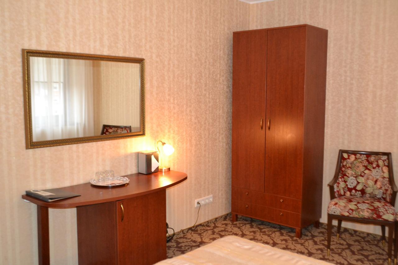 Hotel Gilija à Šilutė Extérieur photo