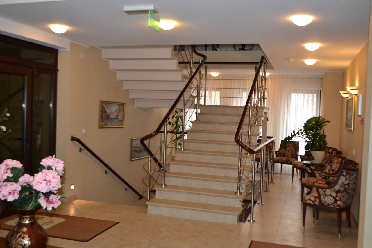 Hotel Gilija à Šilutė Extérieur photo